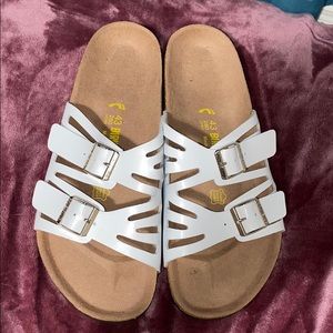 White Birkenstock’s